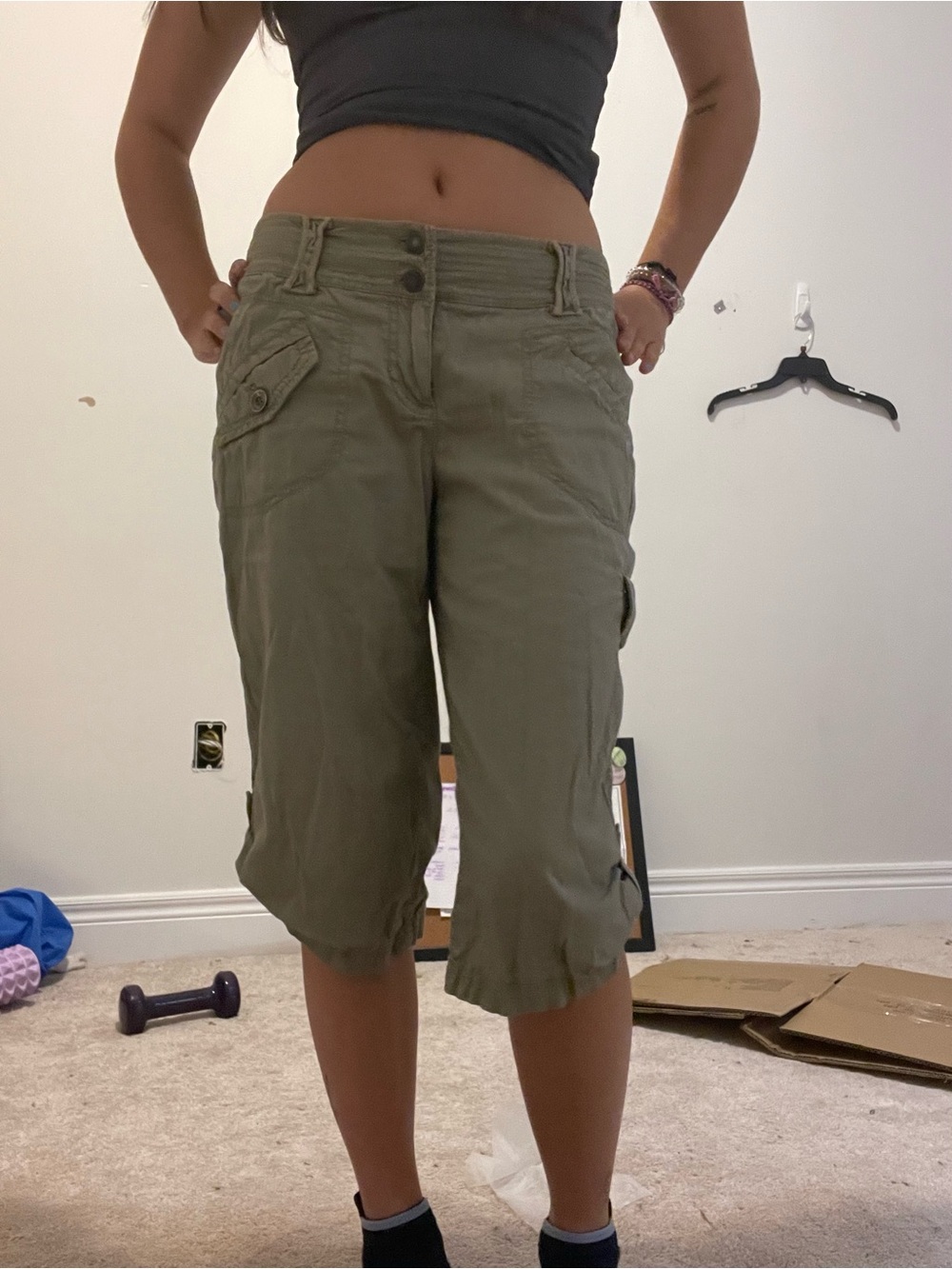 DKYN Women’s Olive Green Cargo Capris Shorts